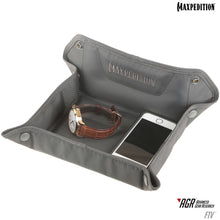 Load image into Gallery viewer, FTV Folding Travel Valet