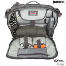 Load image into Gallery viewer, Skyridge™ Tech Messenger Bag 12.5L (CLOSEOUT SALE. FINAL SALE.)