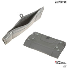 Load image into Gallery viewer, FTV Folding Travel Valet
